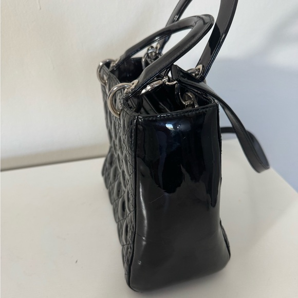 Christian Dior Lady Dior Medium patent bag authentic - Picture 7 of 12